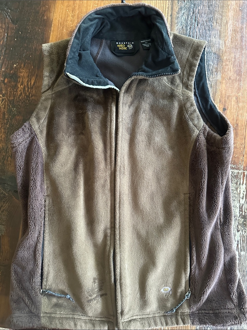 Mountain Hardwear Brown Two-Tone Fleece Vest